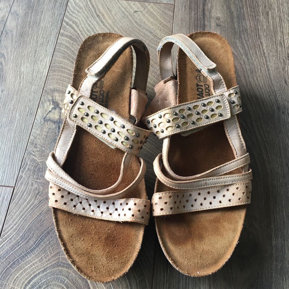 NAOT Sling Back Heeled Sandals Studded Strappy Brown Leather Shoes Size 40 US 9